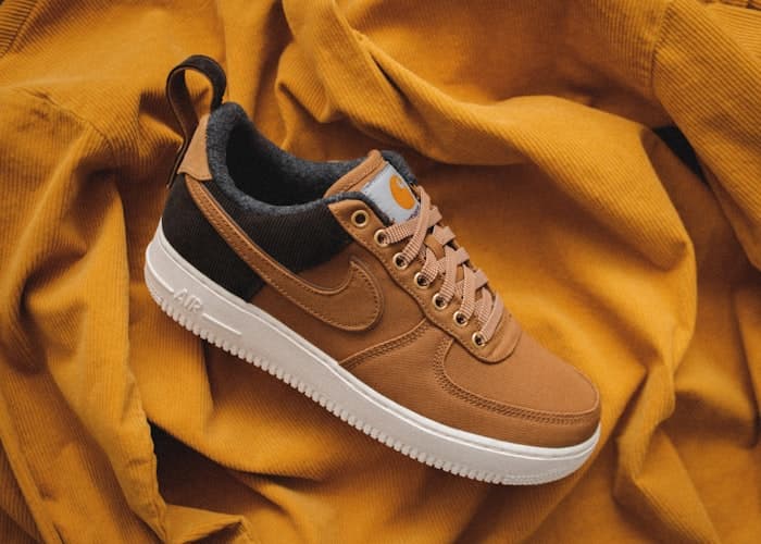 Impactful numbers shoe